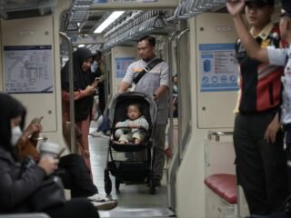 Tarif Maksimal 10.000, Siap Layani Pengguna LRT Jabodebek Saat Long Weekend Imlek