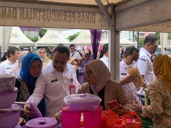 Bazar Ramadan 1447 H Resmi Dibuka, Sekda Ajak Warga Tangerang Dukung UMKM Lokal