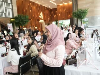850 Beauty Enthusiasts Ramaikan Glow Fest 2.0 by Geng Glowing