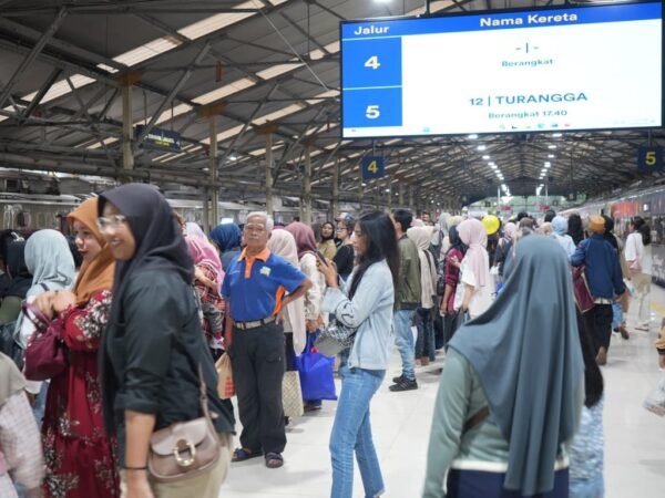 KAI Daop 2 Bandung Layani Hampir 415 Ribu Pelanggan Selama 12 Hari Angkutan Lebaran 2026