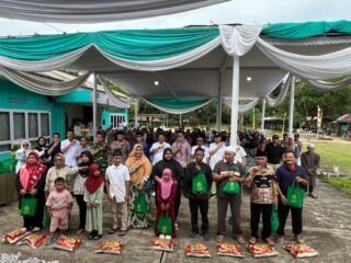Holding Perkebunan Nusantara Melalui PTPN IV Regional VII Gelar Bakti Sosial Ramadan