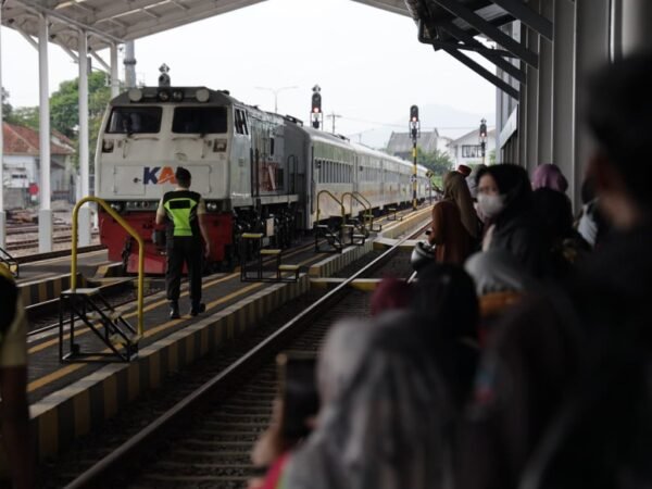 7 Stasiun Tersibuk di Daop 2 Bandung Selama Angkutan Lebaran 2026, Bandung dan Kiaracondong Dominasi Pergerakan Penumpang