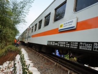 Perbaikan Jalur Cibeber–Lampegan Selesai, KA Siliwangi Kembali Beroperasi Normal Pada Jumat, 24 April 2026