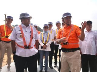 Tak Lagi Kesulitan Air, Warga Semanan Kini Nikmati Layanan Dari IPA Portabel PAM JAYA