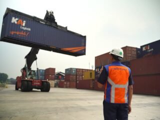 Lebih dari 1 juta Ton Barang Diangkut via Kereta Kontainer, Setara Mengurangi Pergerakan Hampir 60 Ribu Truk di Jalan Raya