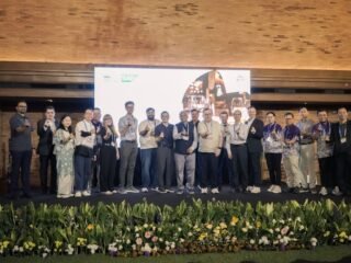 School of Information Systems BINUS UNIVERSITY Raih Tiga Penghargaan Internasional dari SAP University Alliances