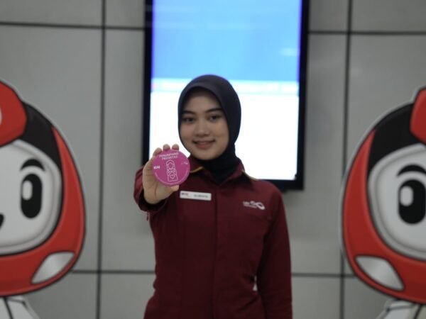 Melihat Pengguna Memakai Pin Prioritas? Berikan Tempat Duduk dan Bantuan Saat Dibutuhkan