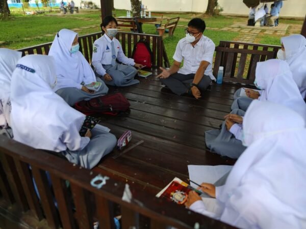 Bangun Generasi Emas, Grup MIND ID Salurkan 5.322 Beasiswa