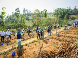 IDSurvey Resmikan Desa Binaan Nglarangan, Perkuat Ekonomi dan Kemandirian Warga