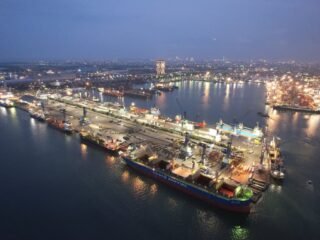Pelindo Multi Terminal Jamrud Nilam Mirah Perkuat Kinerja Layanan dan Dukungan Ekspor