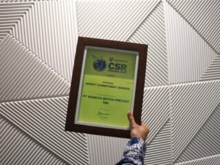 Wujudkan Komitmen TJSL melalui Aksi Nyata, Waskita Beton Precast Raih Impact Commitment Awards di CSR Awards 2026