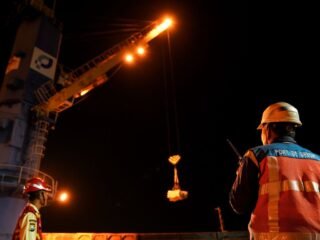 Dukung Hilirisasi Nikel, Pelindo Multi Terminal Optimalkan Layanan Terminal Kendari