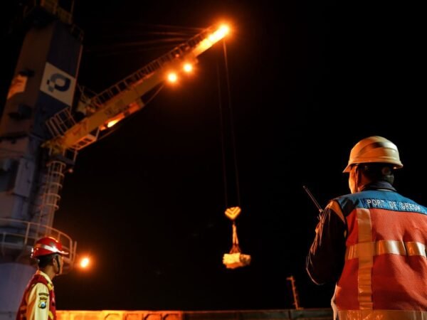 Dukung Hilirisasi Nikel, Pelindo Multi Terminal Optimalkan Layanan Terminal Kendari