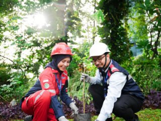 Waskita Beton Precast Kembali Tanam 228 Pohon pada September 2026, Lanjutkan Komitmen Pehijauan Bersama Pelanggan