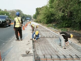 Optimalkan Kondisi Perkerasan Jalan, PT JMTM Lakukan Pekerjaan SFO dan Rekonstruksi di Tol Semarang